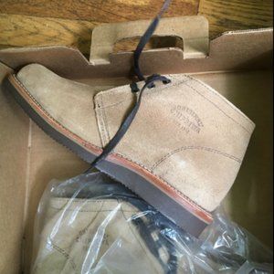 chippewa milford casual chukka boots